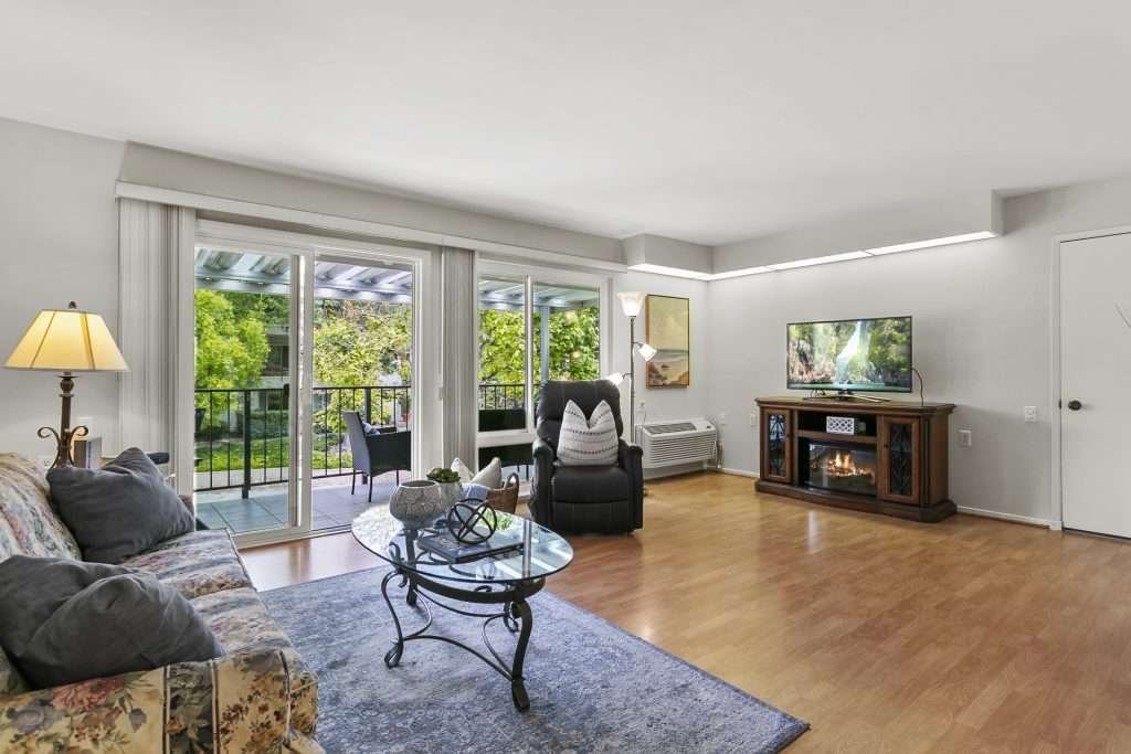 Living room - 2275 Via Mariposa E Unit N Laguna Woods, CA 92637
