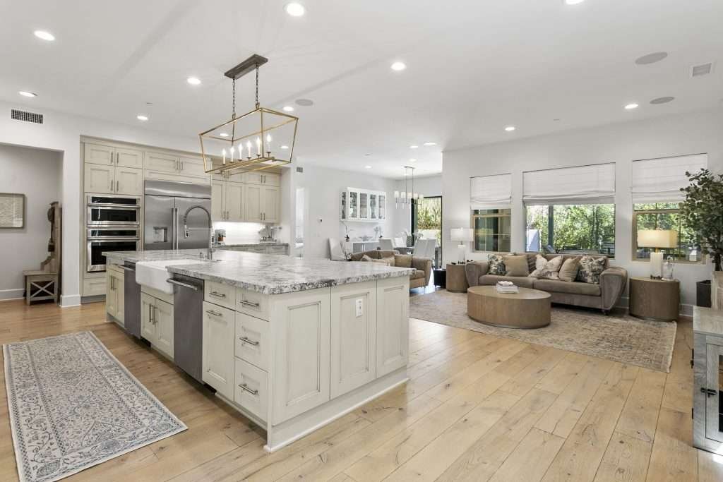 Open floorplan - 17352 Eucalyptus Ln, Huntington Beach, CA 92649